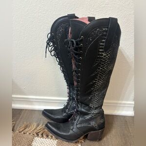 Junk Gypsy by Lane Women's Trail Boss Western Boots - Snip Toe - size 9